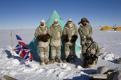 Menbers of the Numis Polar Challenge. S.Dalglish, J. Daly, R.Weatherby, E. Farquhar & Guide, G.Sommers. Antarctica